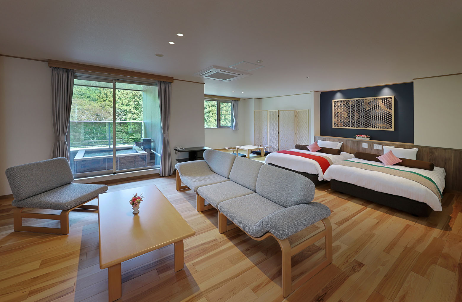 301 御影石露天風呂付